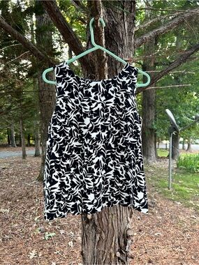 J. Crew Black and White Leaf-Print Shell Top, size S, NWT